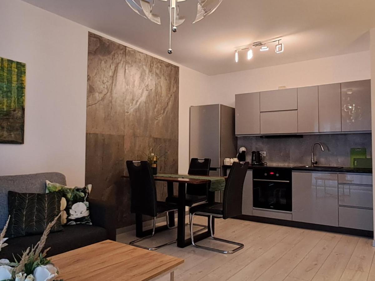 Lubiń Apartament-Sweet Night מראה חיצוני תמונה